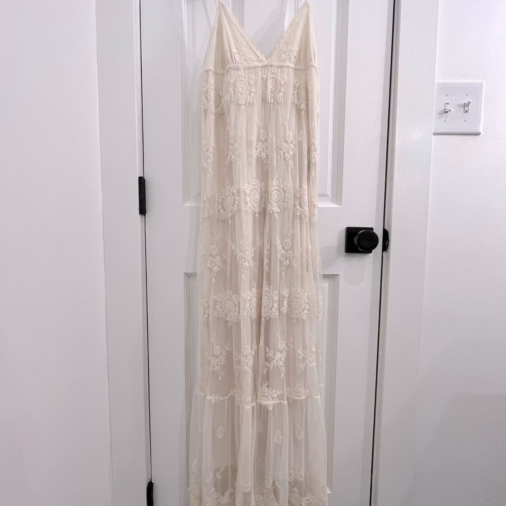 Zara maxi dress in white lace